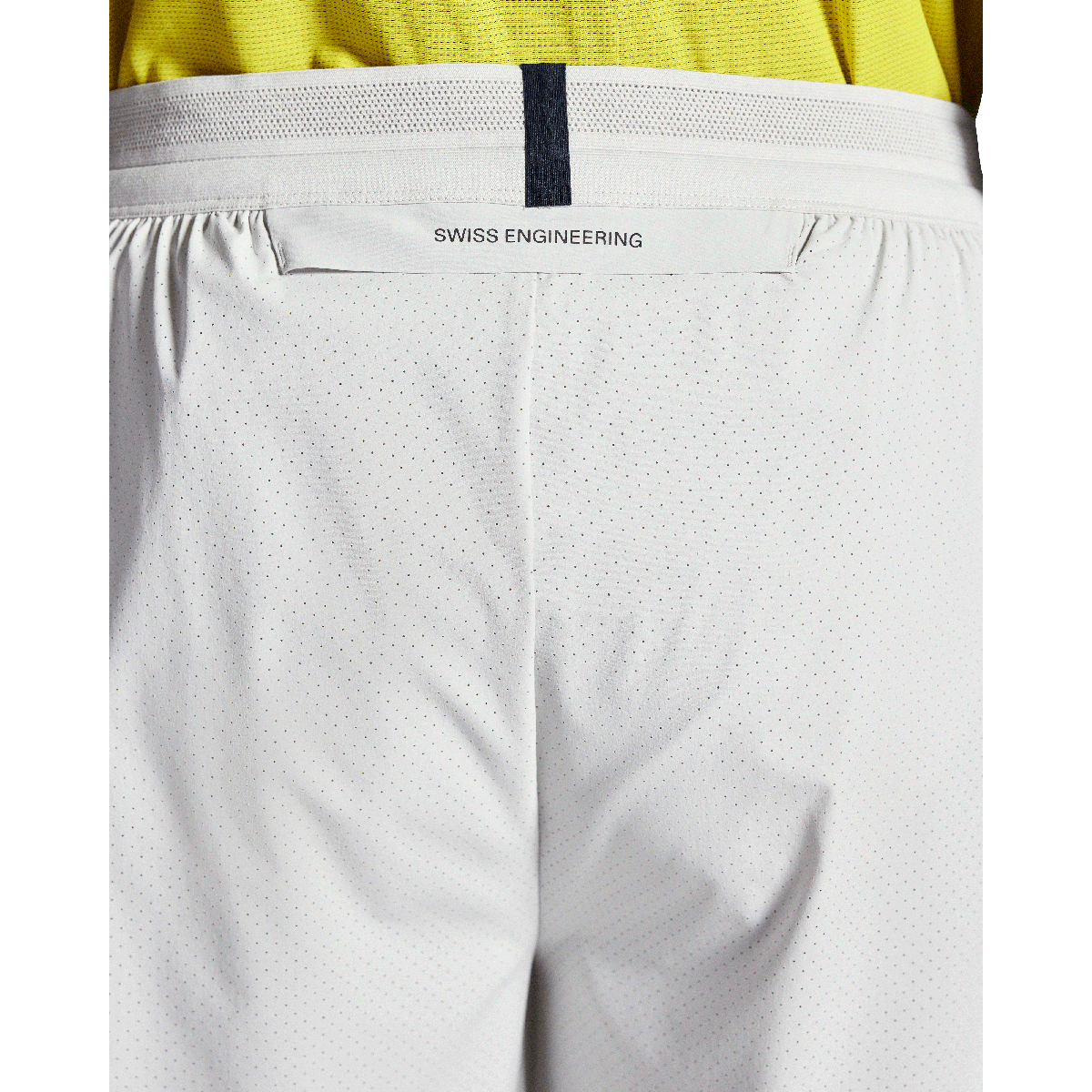ON 7  Performance Shorts