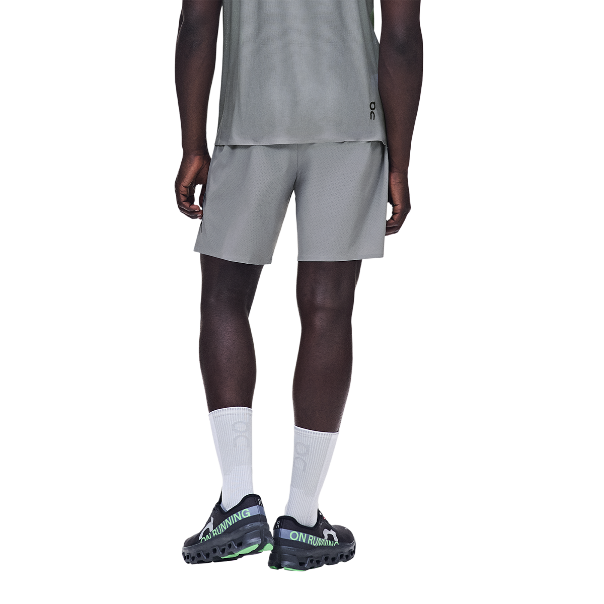 ON 7  Performance Shorts