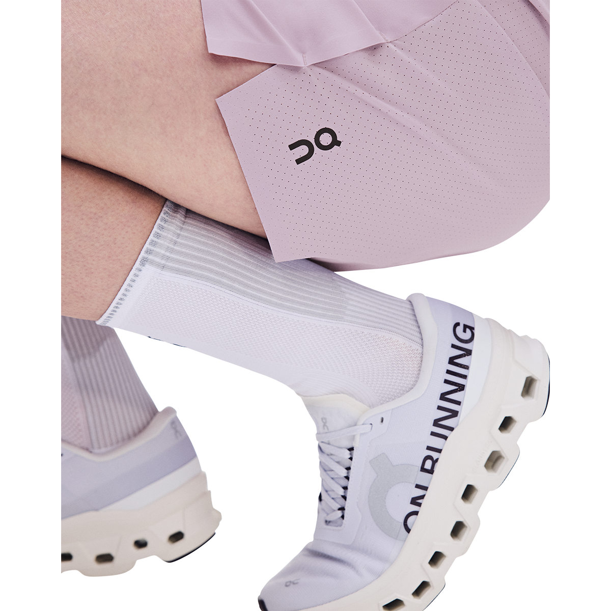 ON 5  Performance Shorts
