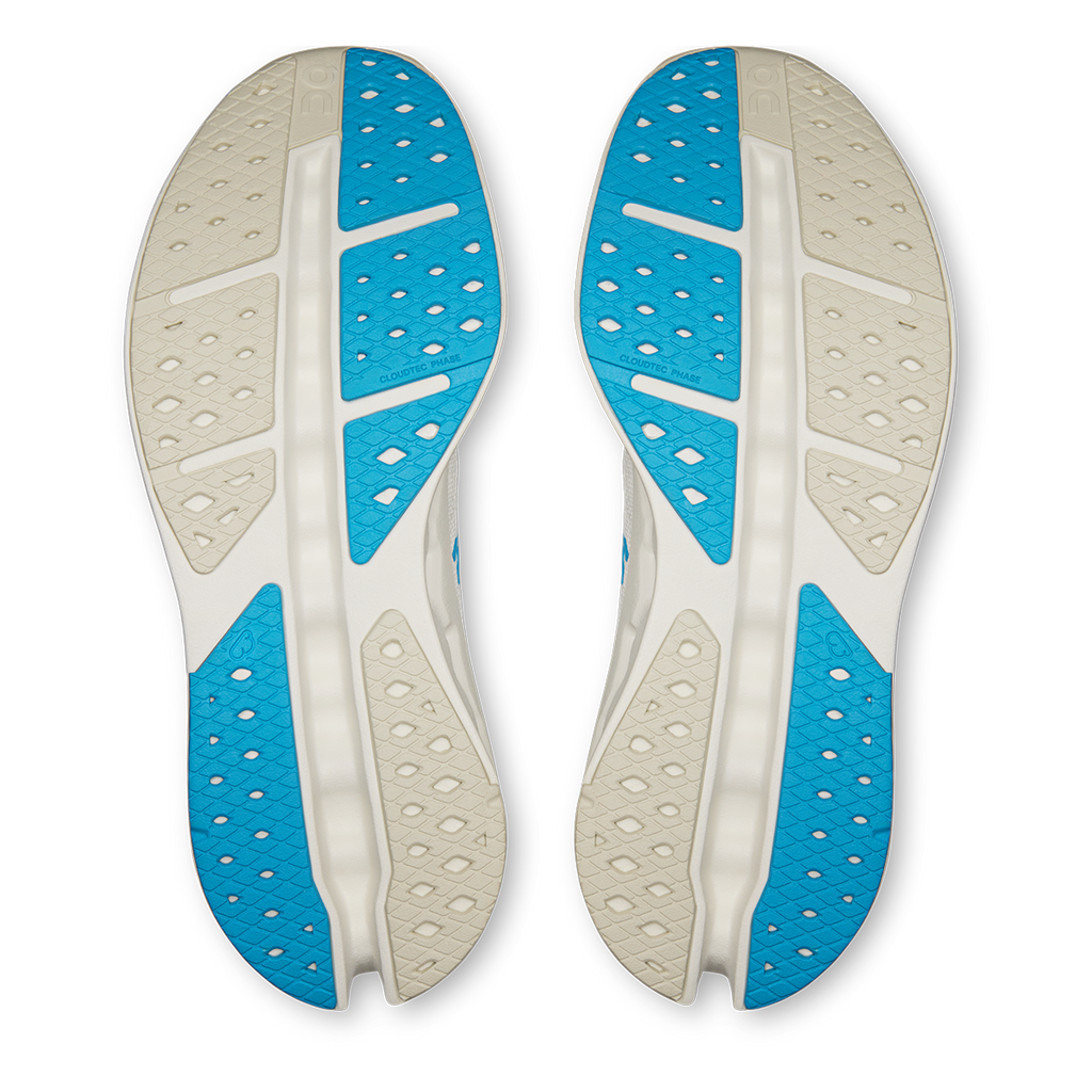 ON Cloudsurfer Max