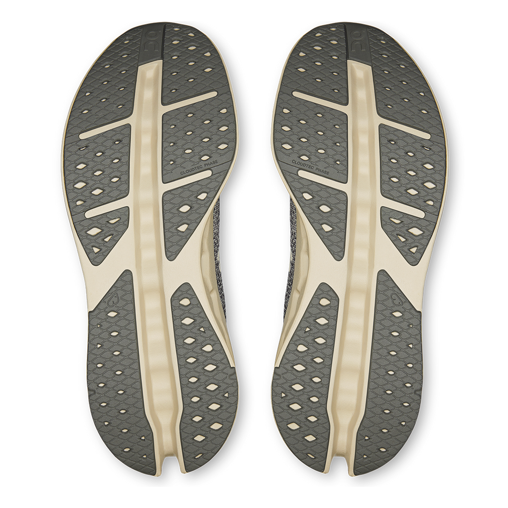 ON Cloudsurfer Max